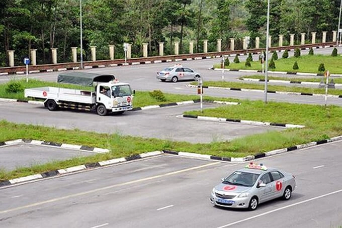 DẠY LÁI XE THỦ ĐỨC Hotline 0906362099 Địa chỉ 418 Lã Xuân Oai